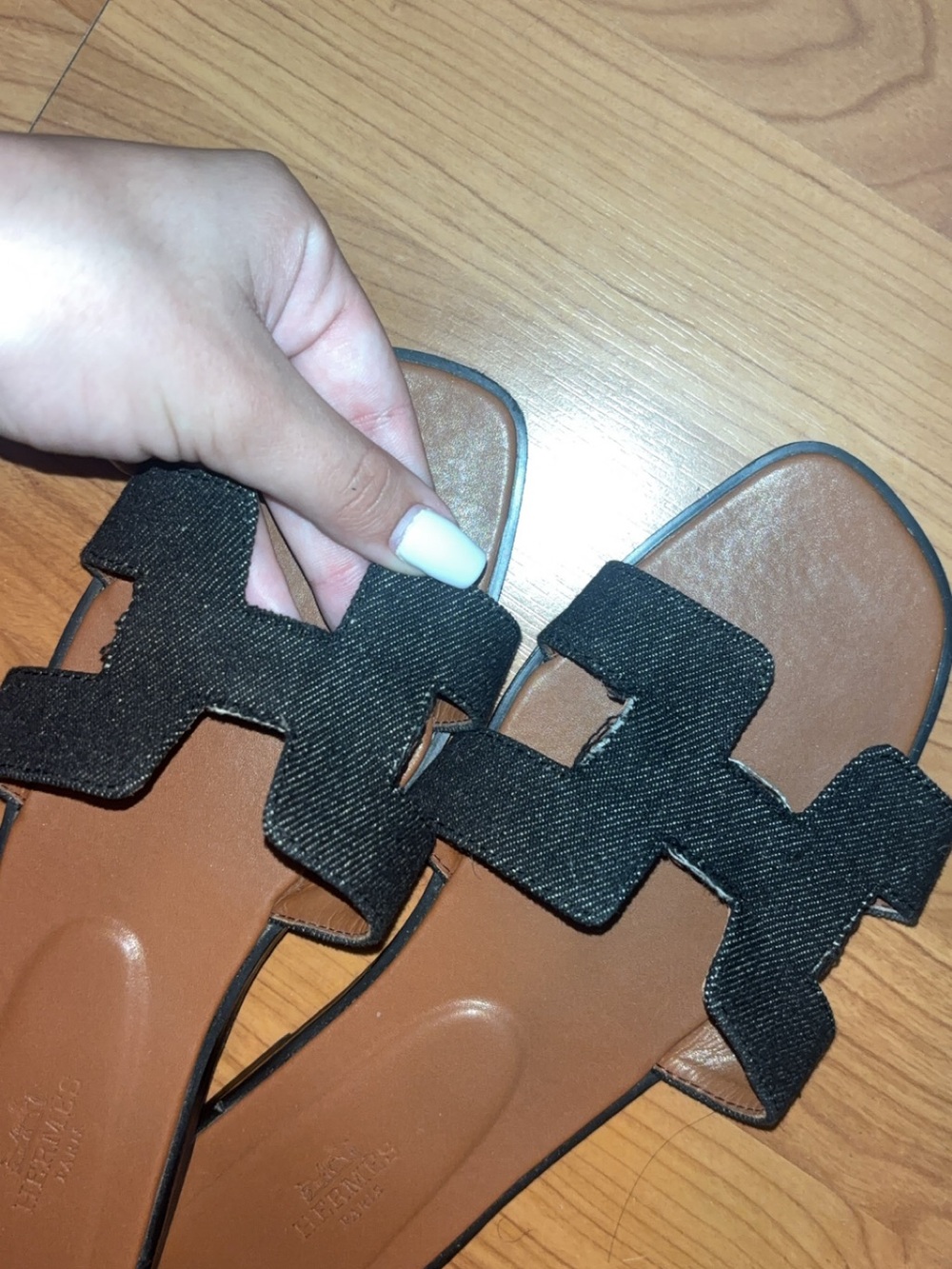 Hermes Black and Brown Women's Slide Sandals - Picture 5 of 5